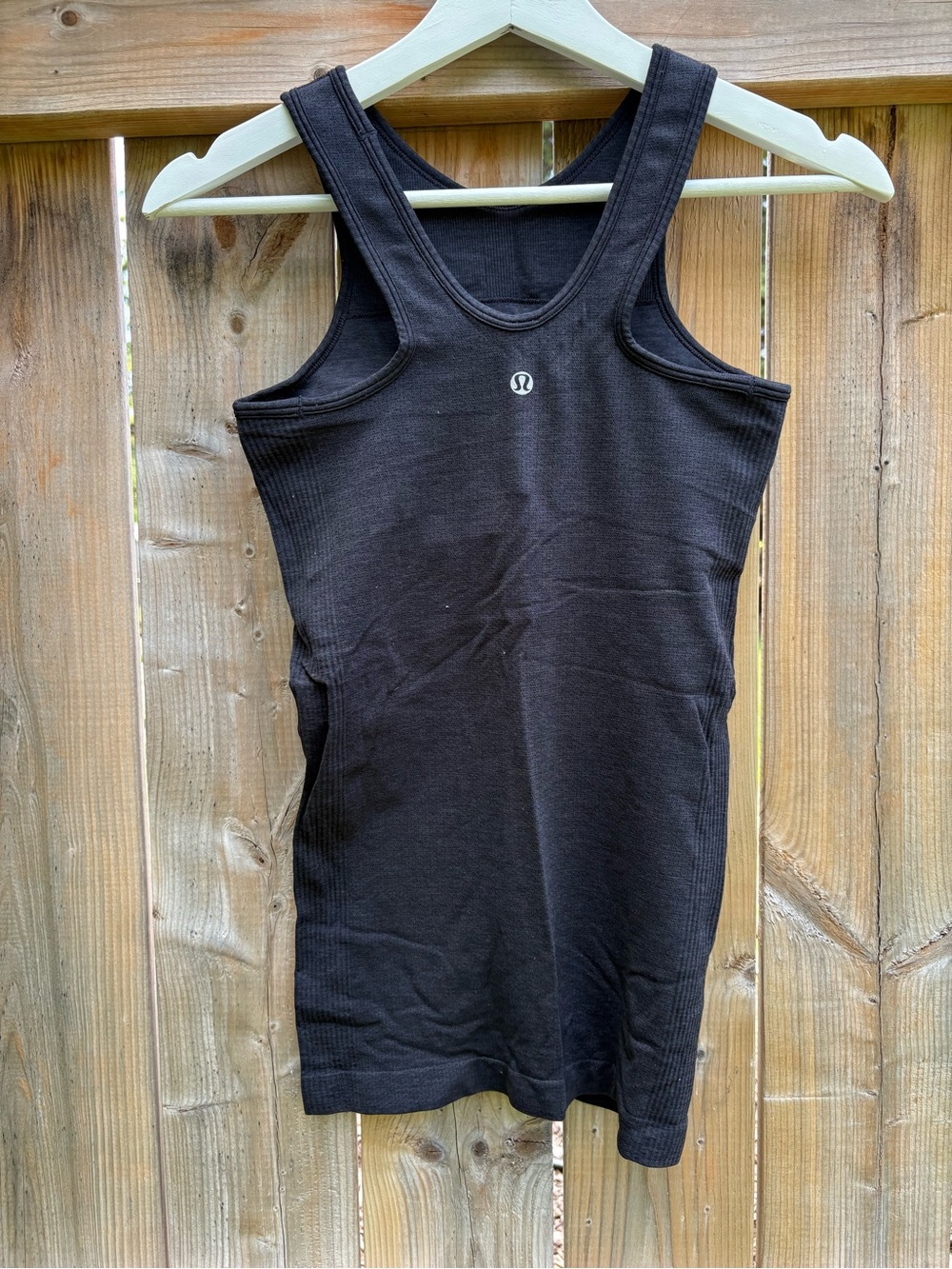 lululemon athletica Ebb and Flow Tank - Picture 3 of 3